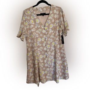 Beautiful spring Floral dress!